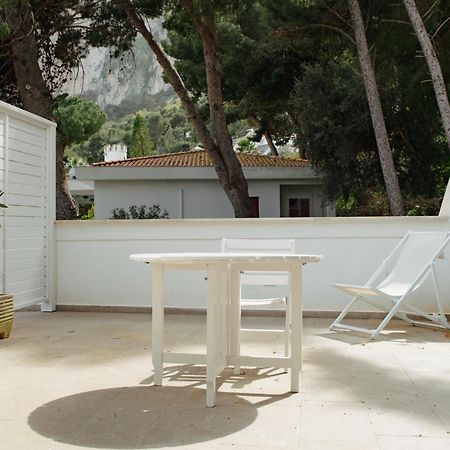 Villa Rubino Mondello - By Rentalbeb Italy ปาแลร์โม ภายนอก รูปภาพ
