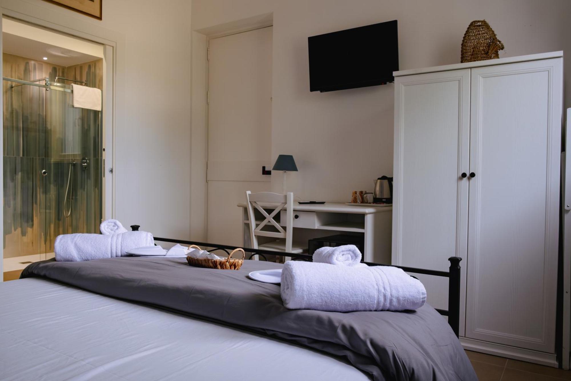 Villa Rubino Mondello - By Rentalbeb Italy ปาแลร์โม ภายนอก รูปภาพ